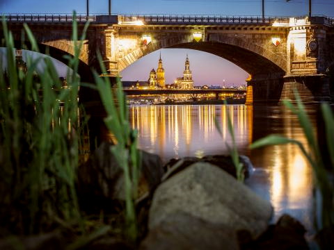 Dresden bei Nacht Foto © S. Rose
